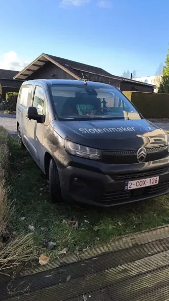 Buitengesloten? Slotenmaker 24x7 helpt u direkt verder.